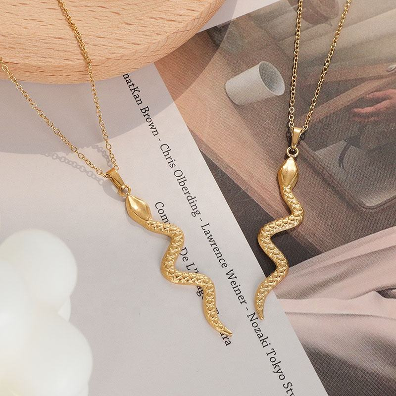 Medusa Textured Snake Pendant Necklace