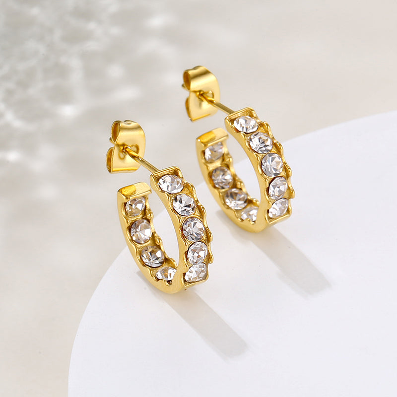 Amari Scalloped Crystal Hoop Earrings