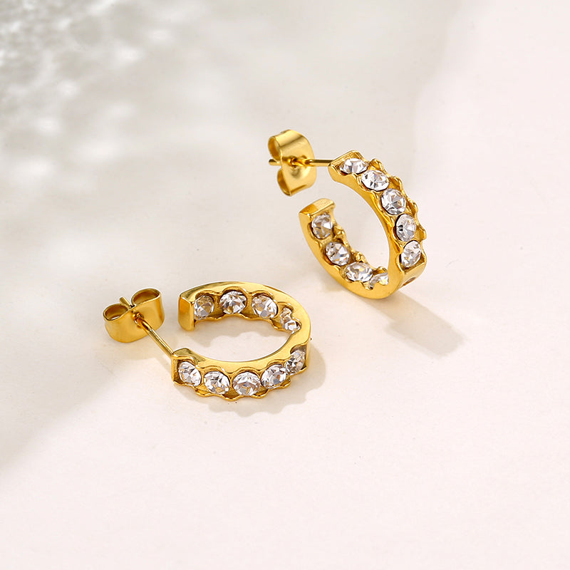 Amari Scalloped Crystal Hoop Earrings