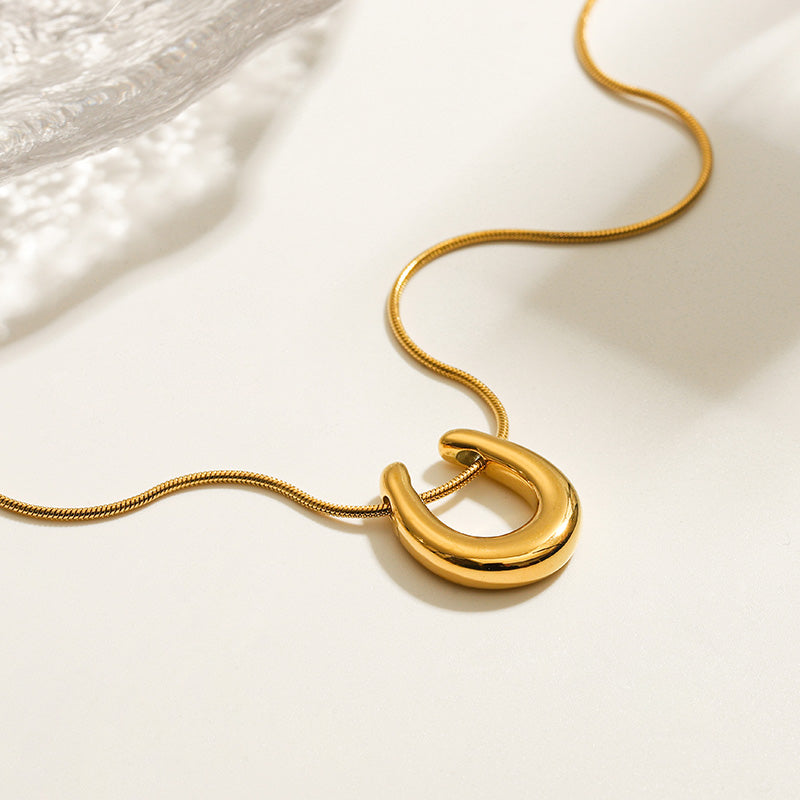 Fortuna Horseshoe Slider Necklace