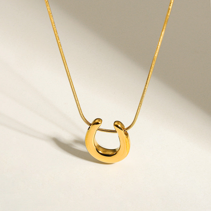 Fortuna Horseshoe Slider Necklace
